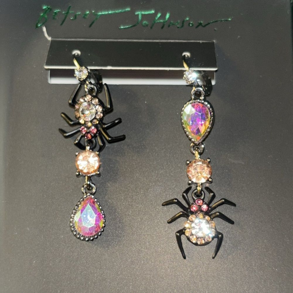 NWT Betsey Johnson sparkling spider earrings.